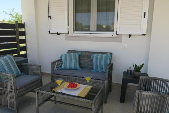 Villa Drosoula House